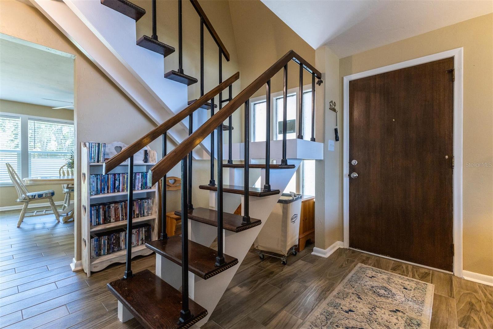 FOUR LAKES COMMUNITY - Residential