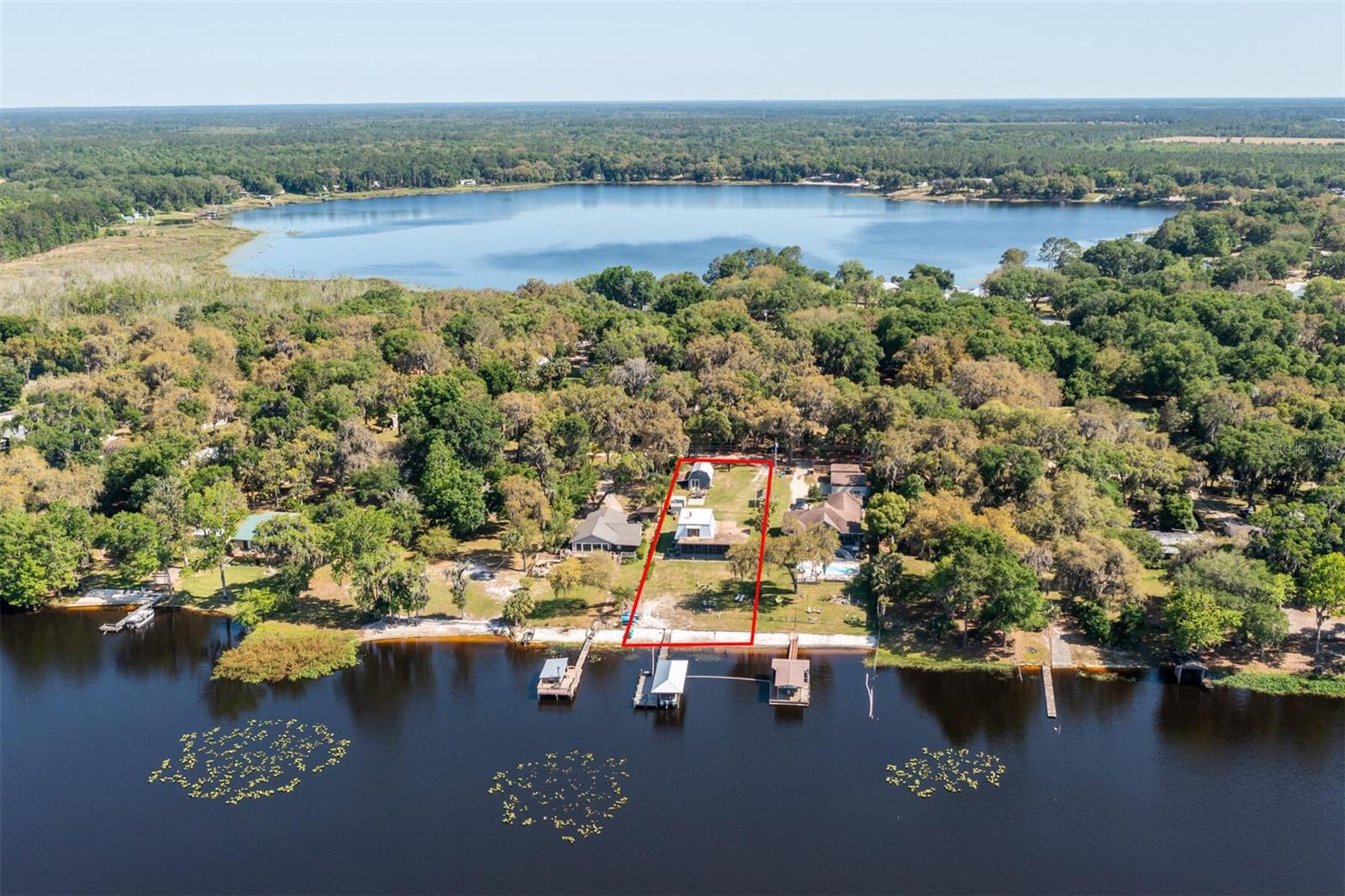 FOUR LAKES COMMUNITY - Residential