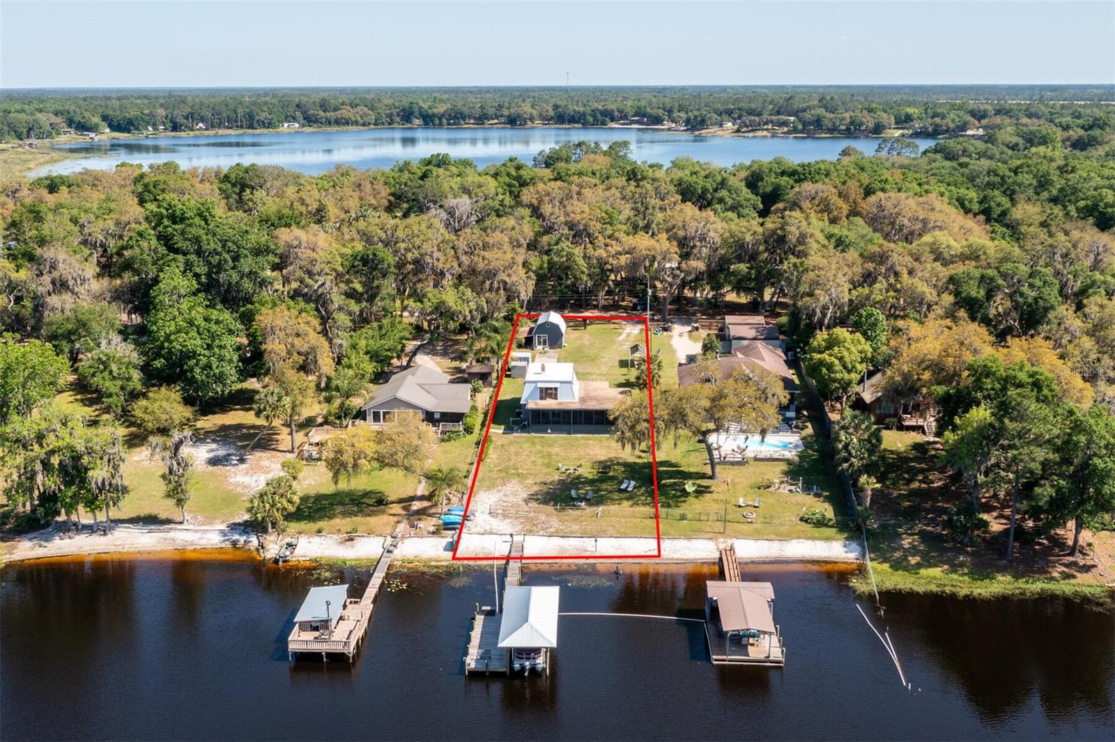 FOUR LAKES COMMUNITY - Residential