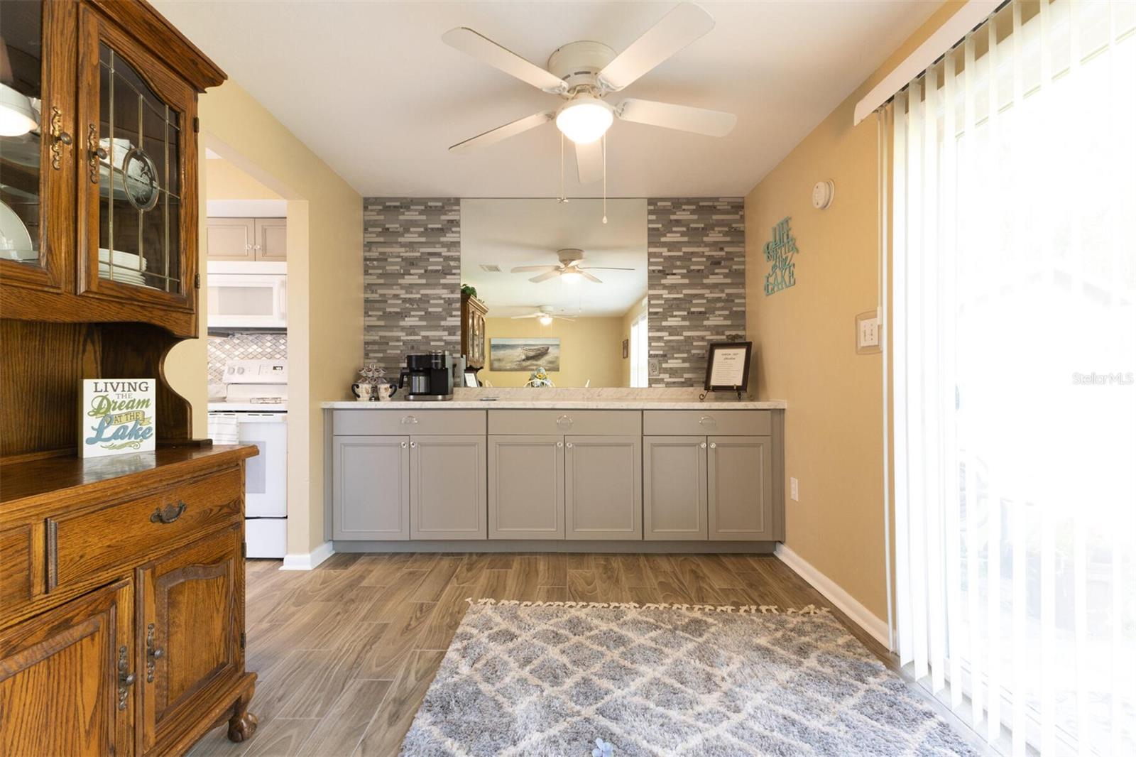 FOUR LAKES COMMUNITY - Residential
