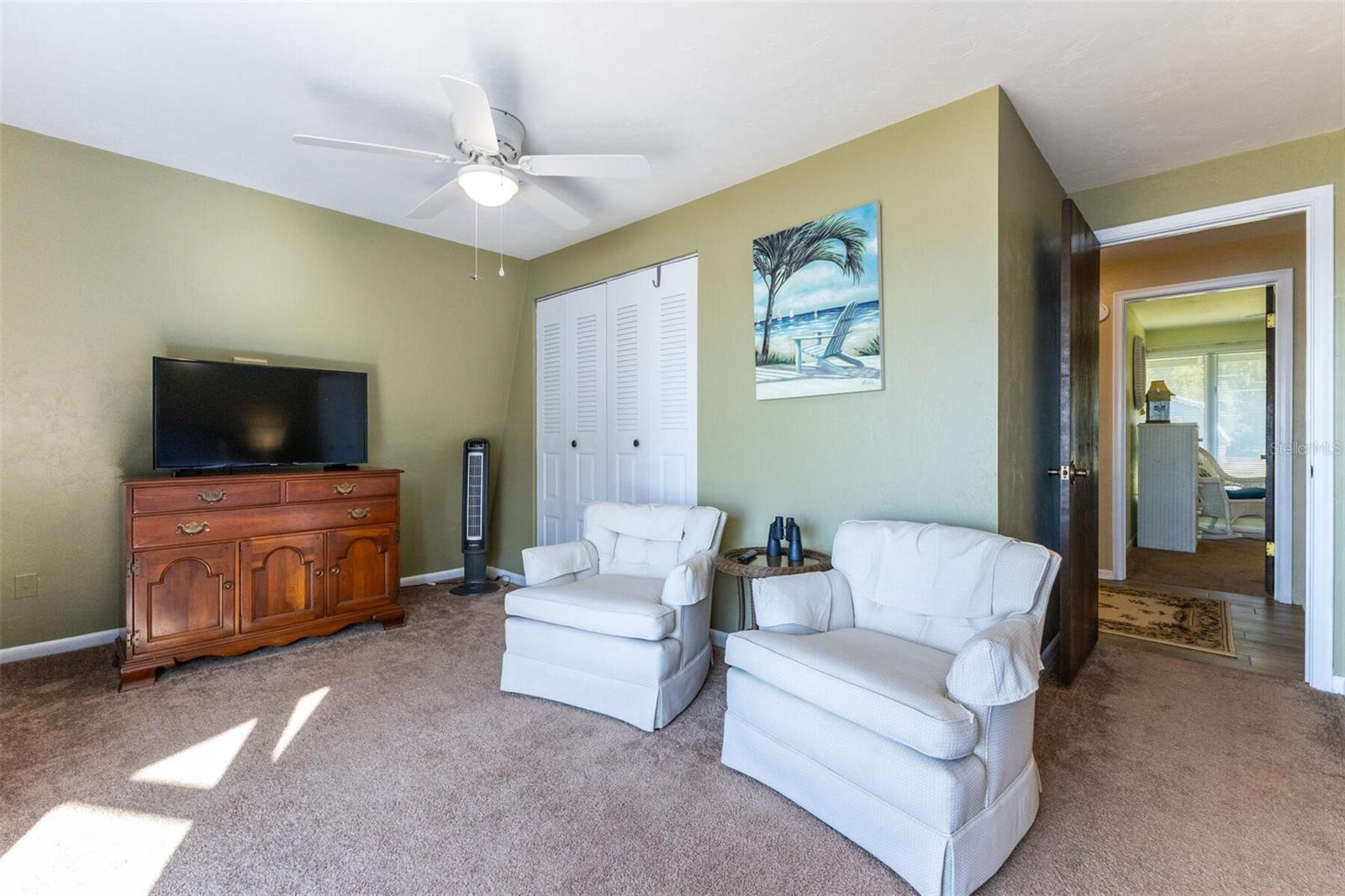 FOUR LAKES COMMUNITY - Residential