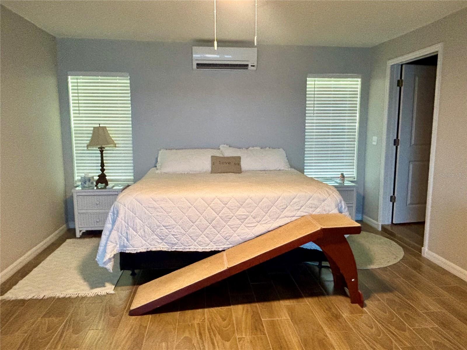 FOUR LAKES COMMUNITY - Residential