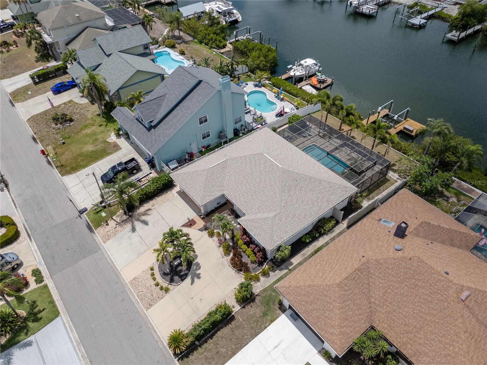 DOLPHIN COVE - Residential