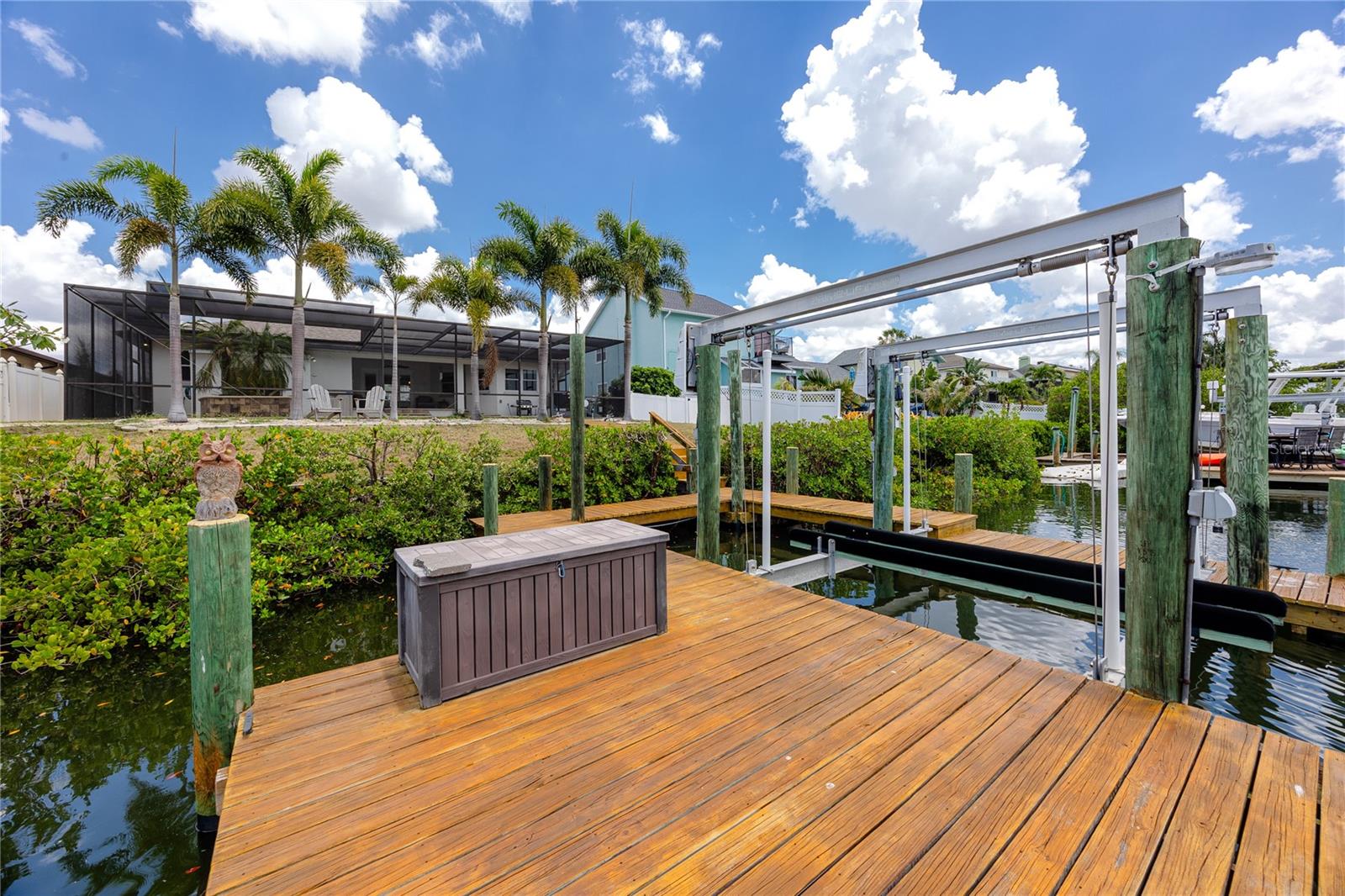 DOLPHIN COVE - Residential