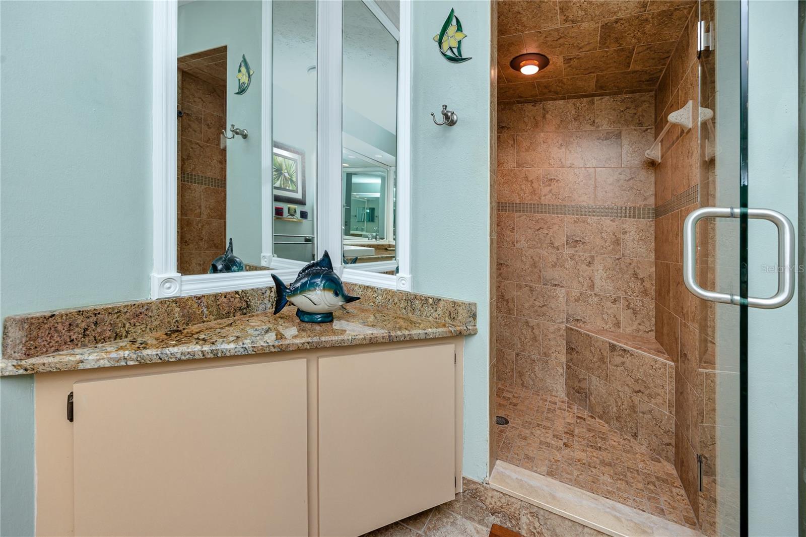 DOLPHIN COVE - Residential