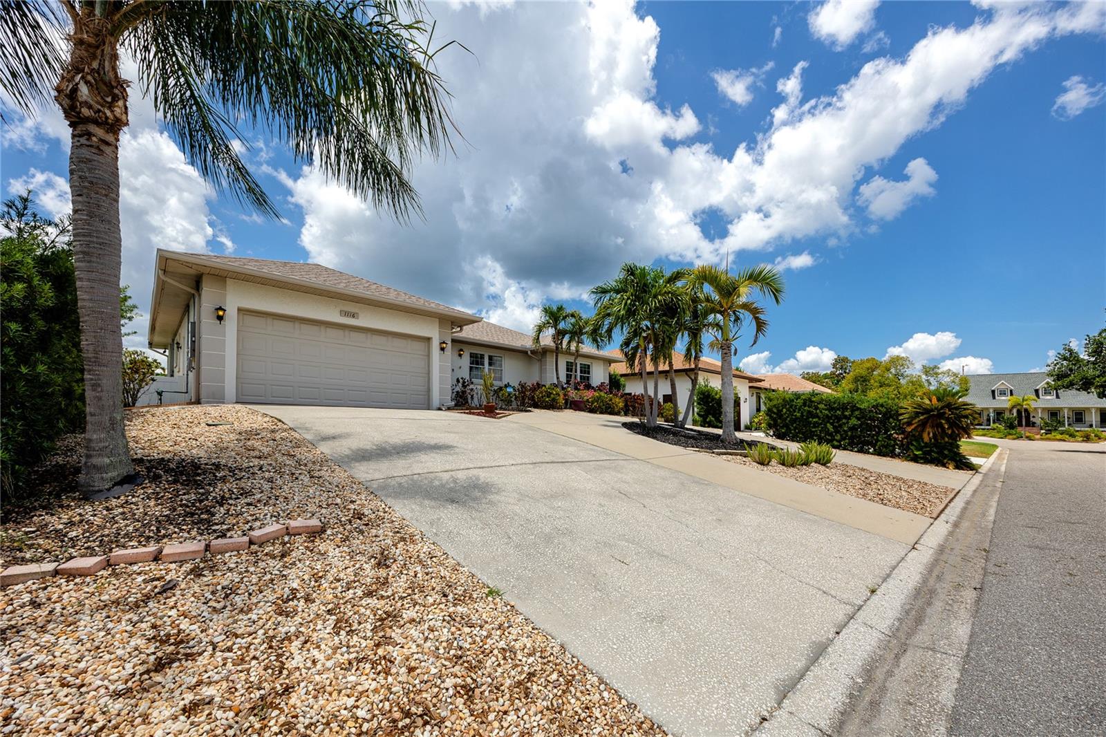 DOLPHIN COVE - Residential