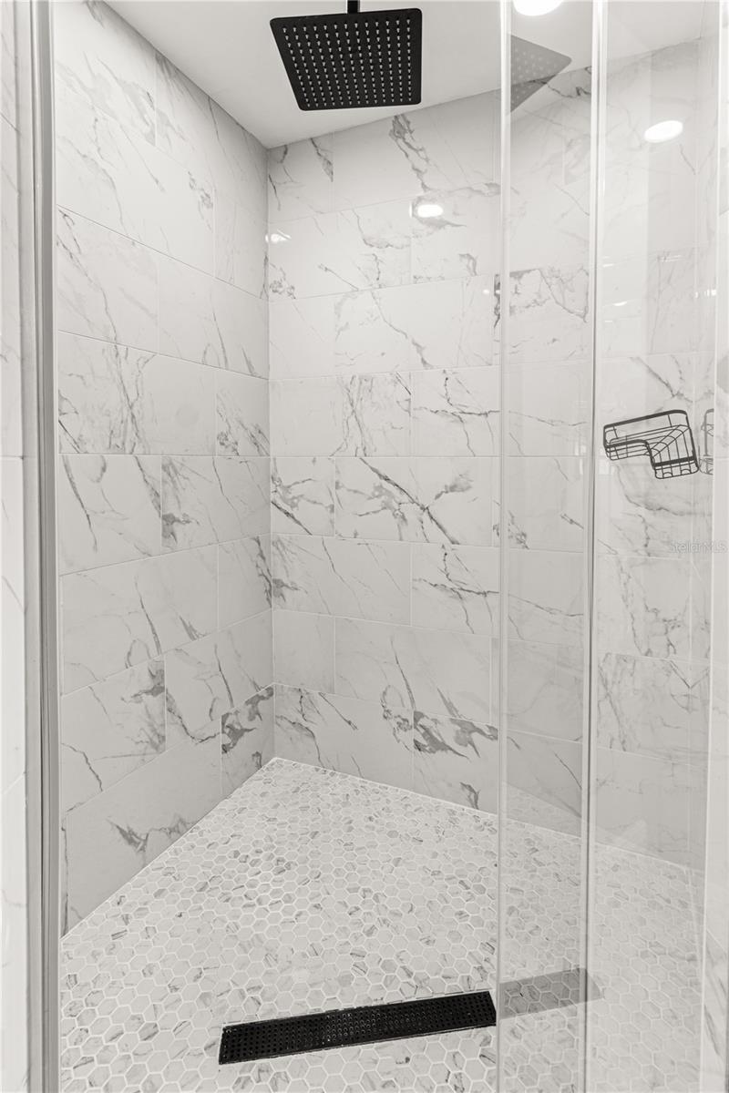 HARBOR CREST - Residential