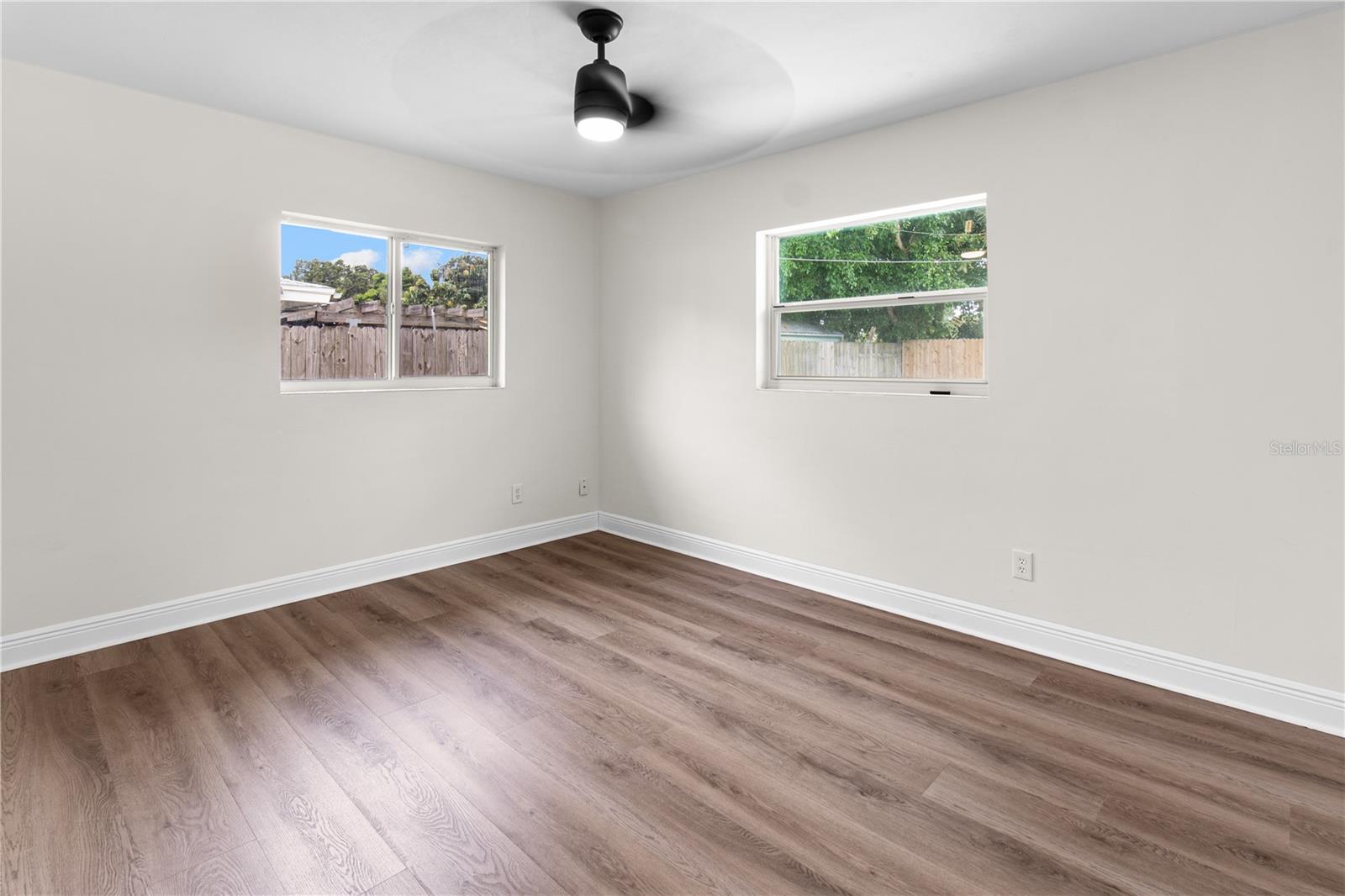 HARBOR CREST - Residential