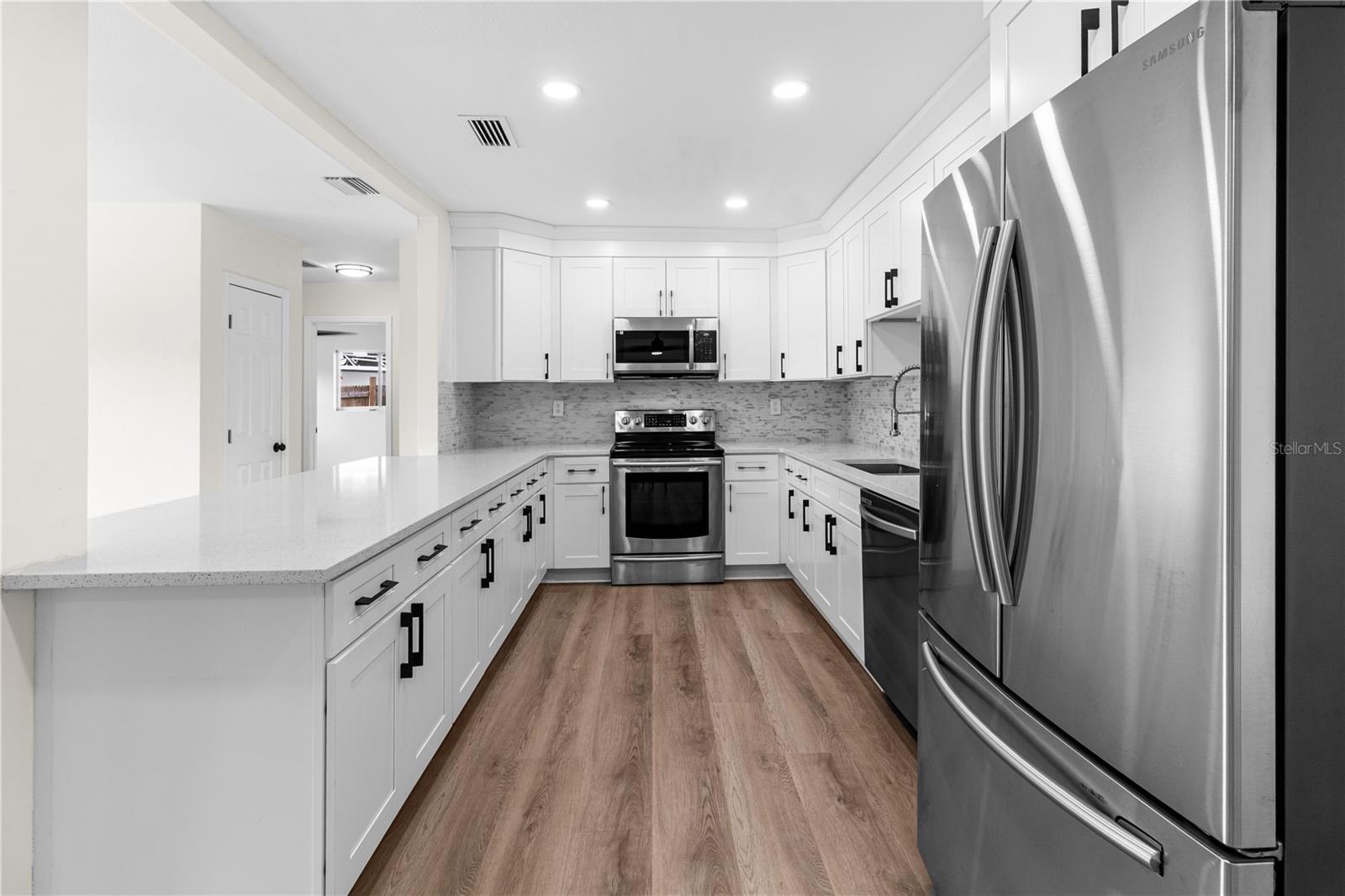 HARBOR CREST - Residential