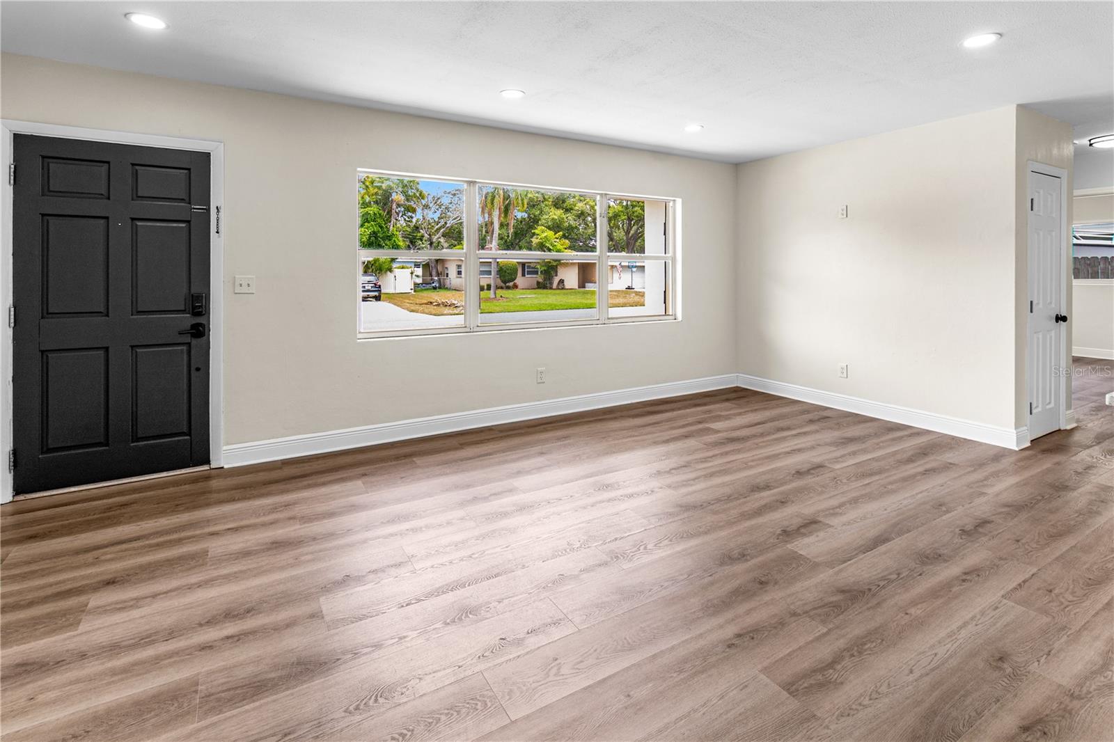 HARBOR CREST - Residential