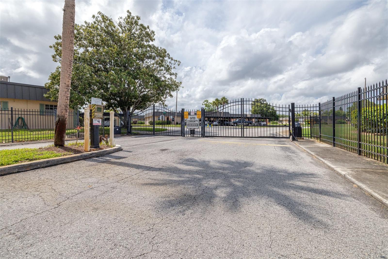 GARDENS BEACON SQUARE - Residential