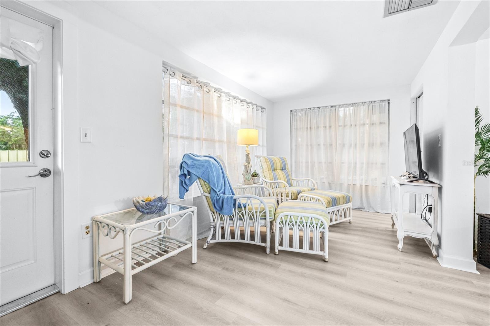 GARDENS BEACON SQUARE - Residential