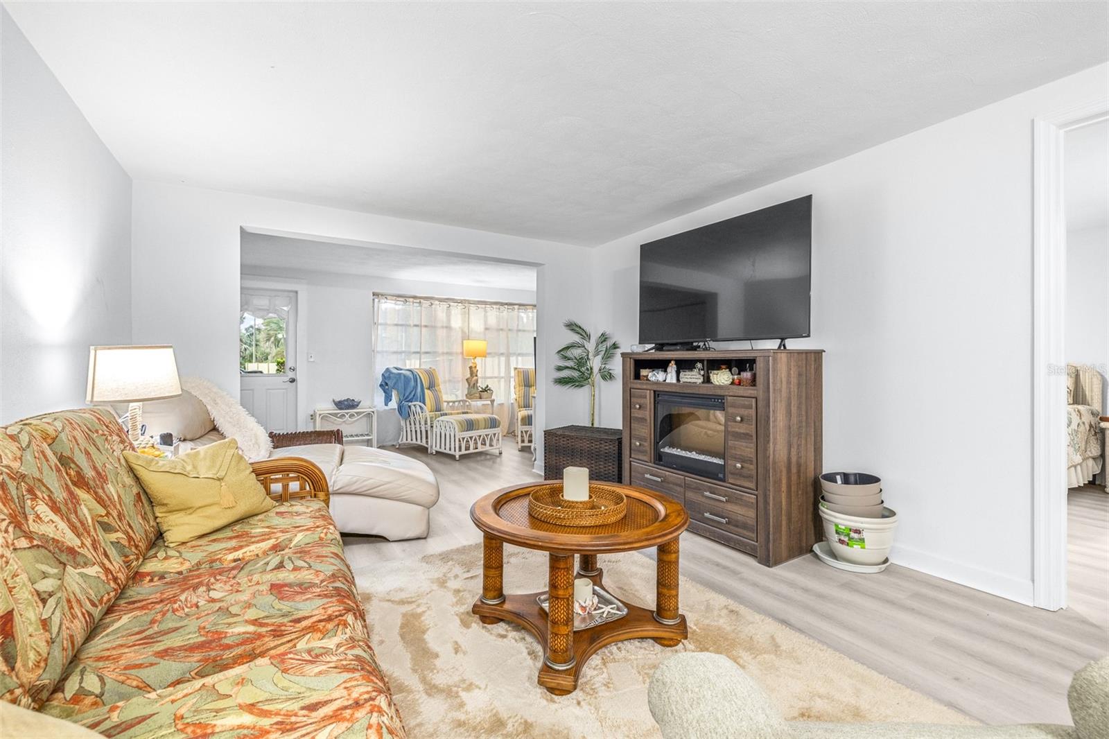 GARDENS BEACON SQUARE - Residential