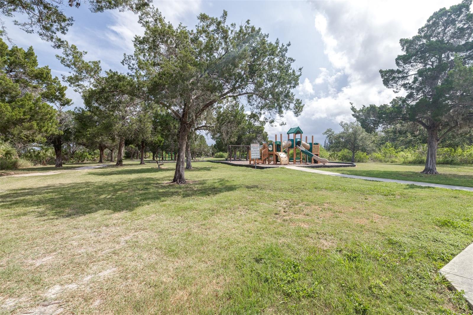 GARDENS BEACON SQUARE - Residential