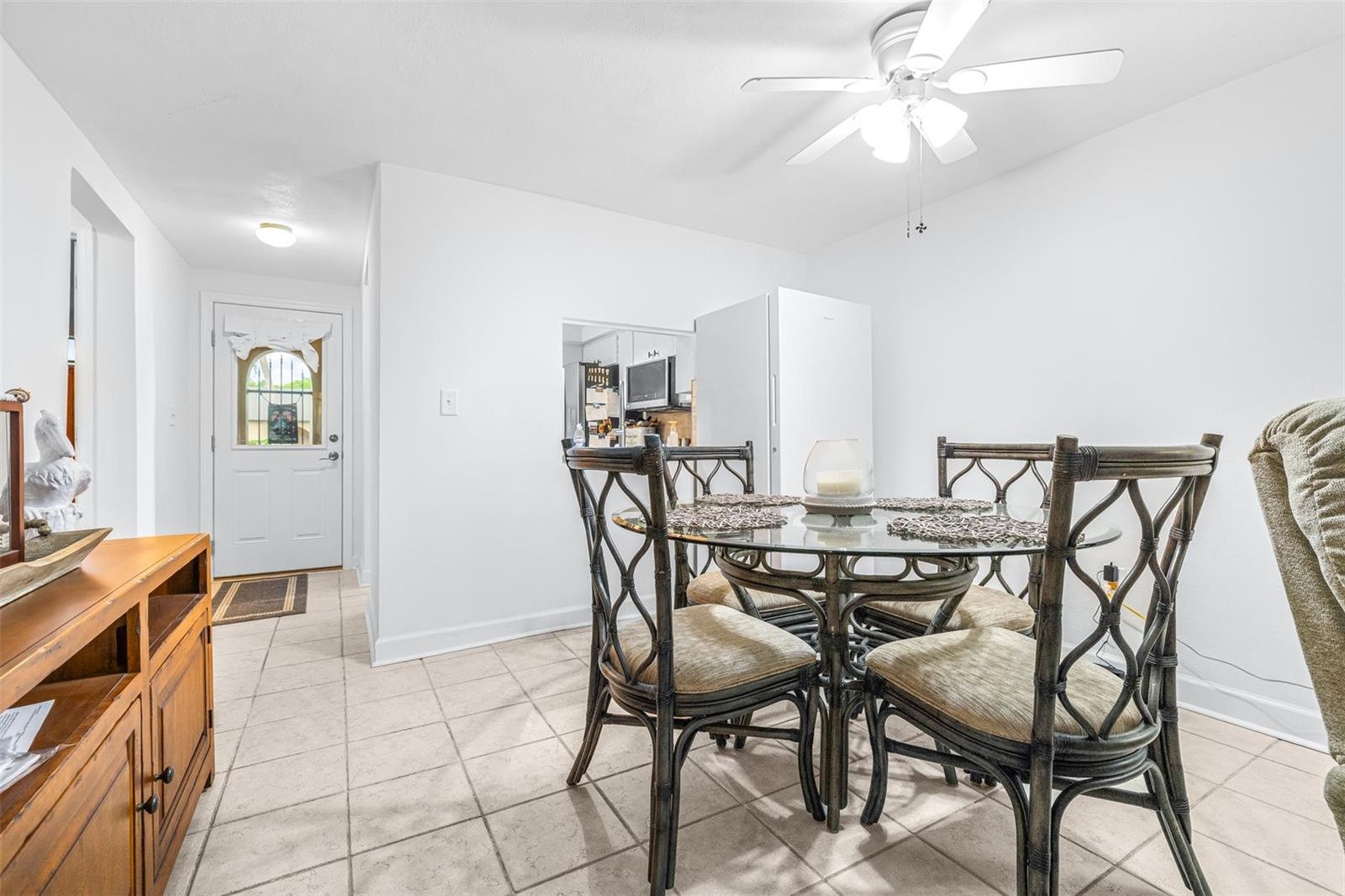 GARDENS BEACON SQUARE - Residential