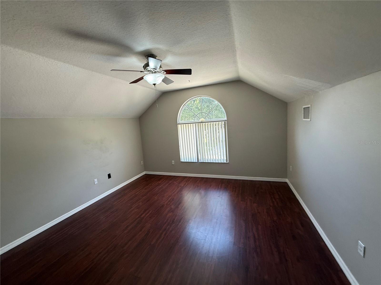 BUCKHORN GROVES PH 1 - Residential