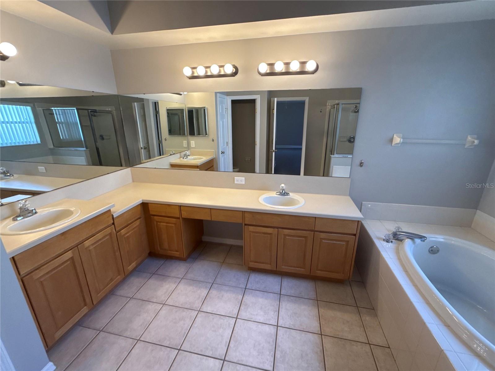 BUCKHORN GROVES PH 1 - Residential