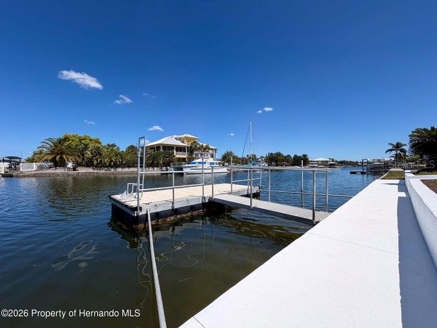 HERNANDO BEACH - Land