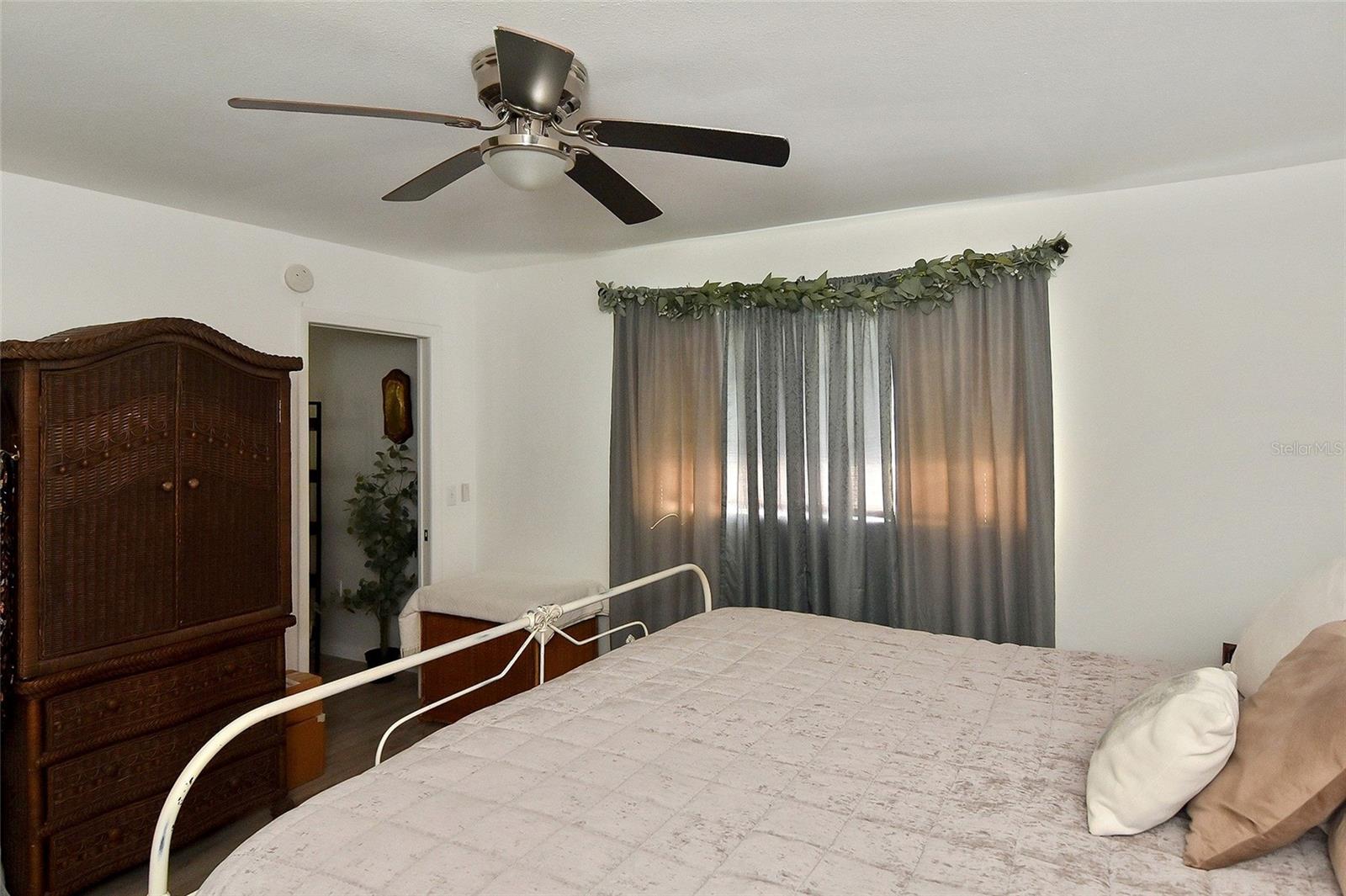 FOREST PINES 01 - Residential