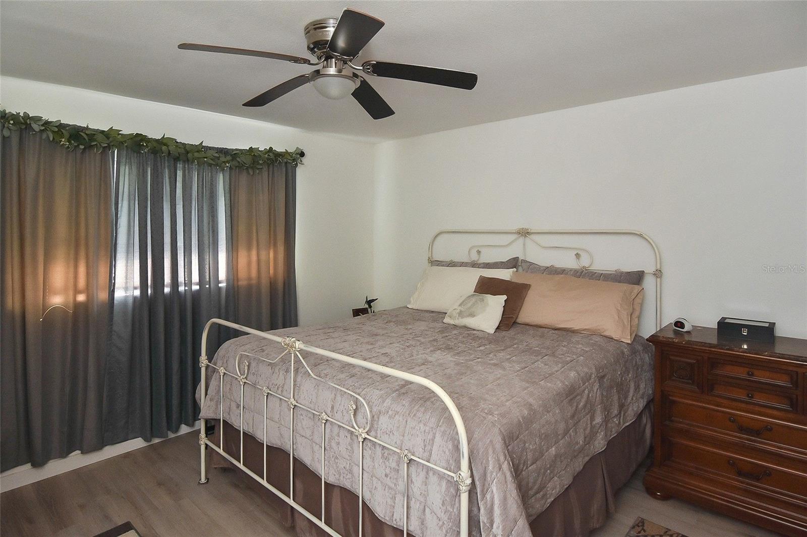 FOREST PINES 01 - Residential