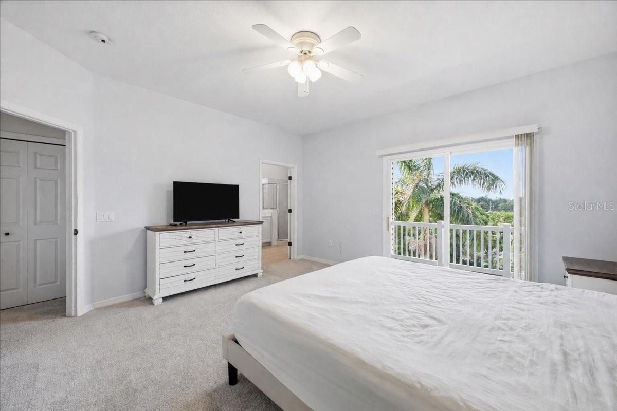 RIVERBAY TWNHMS PH THREE-A - Residential