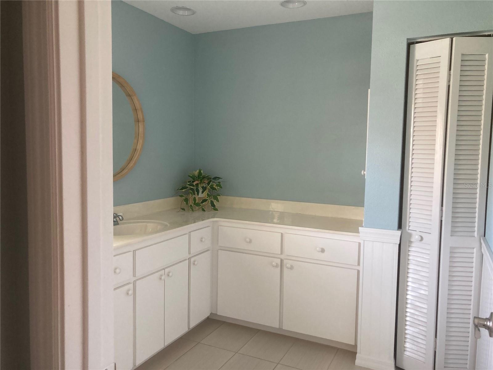 JACARANDA HEIGHTS - Residential Lease