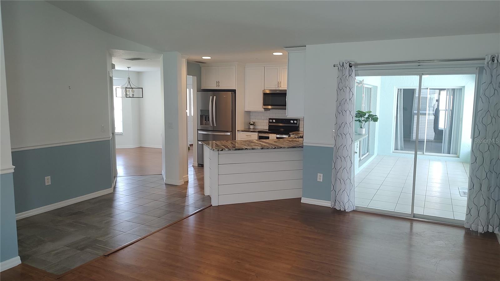 JACARANDA HEIGHTS - Residential Lease