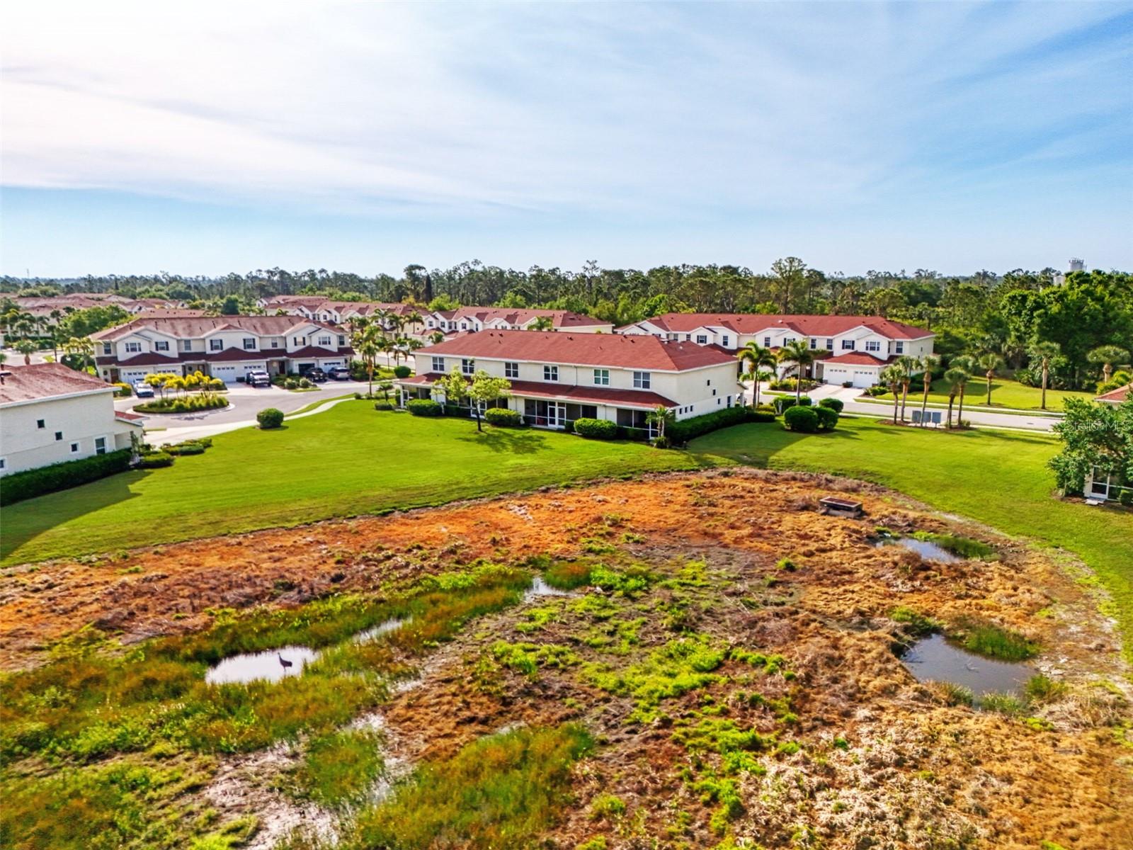TOWNS AT LAKESIDE - Residential