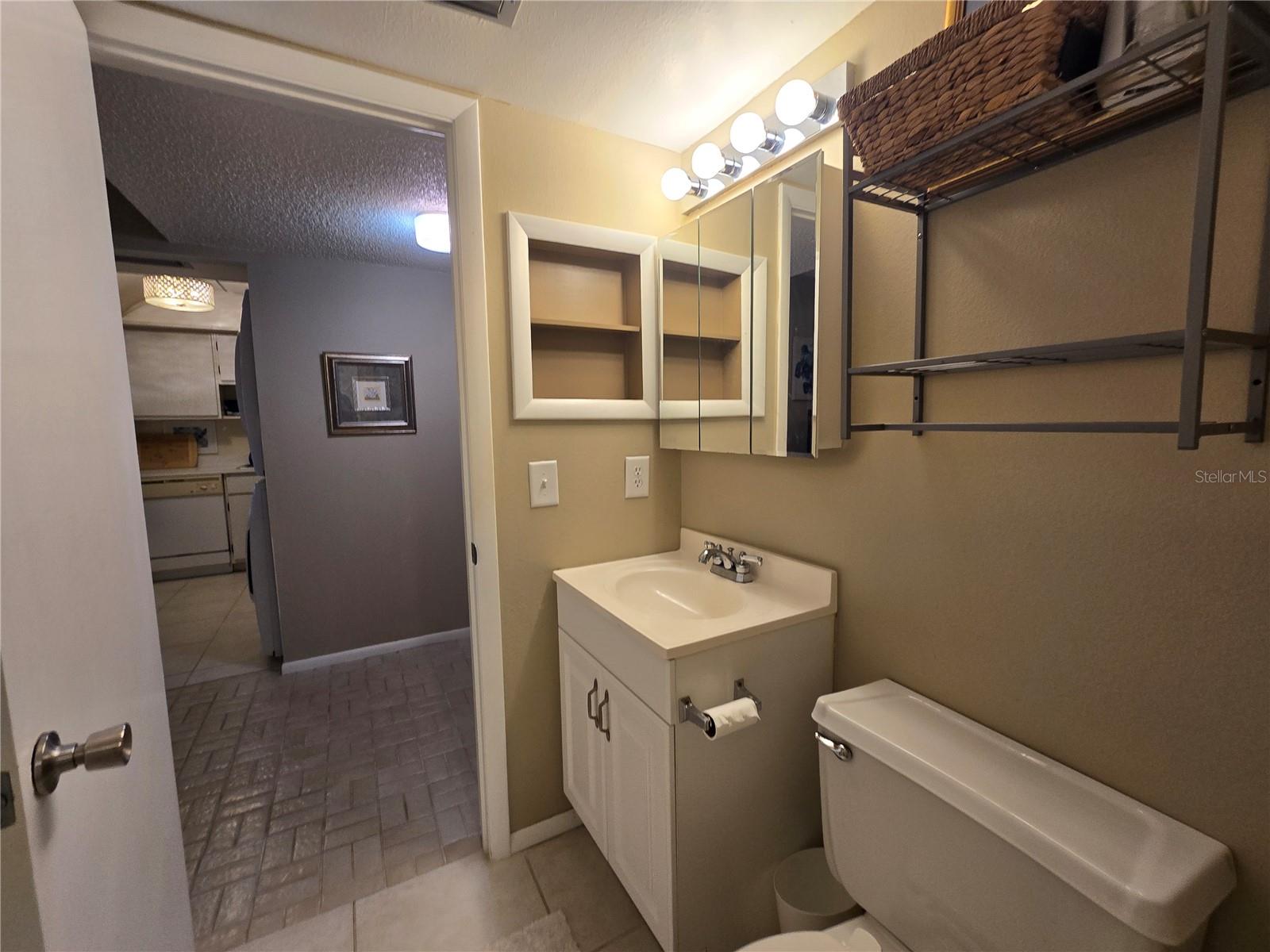 LIVE OAK VILLAGE CONDO - Residential