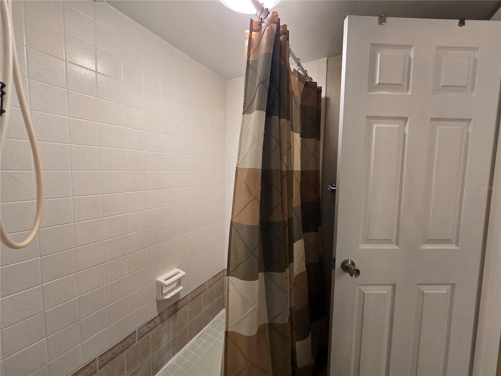 LIVE OAK VILLAGE CONDO - Residential