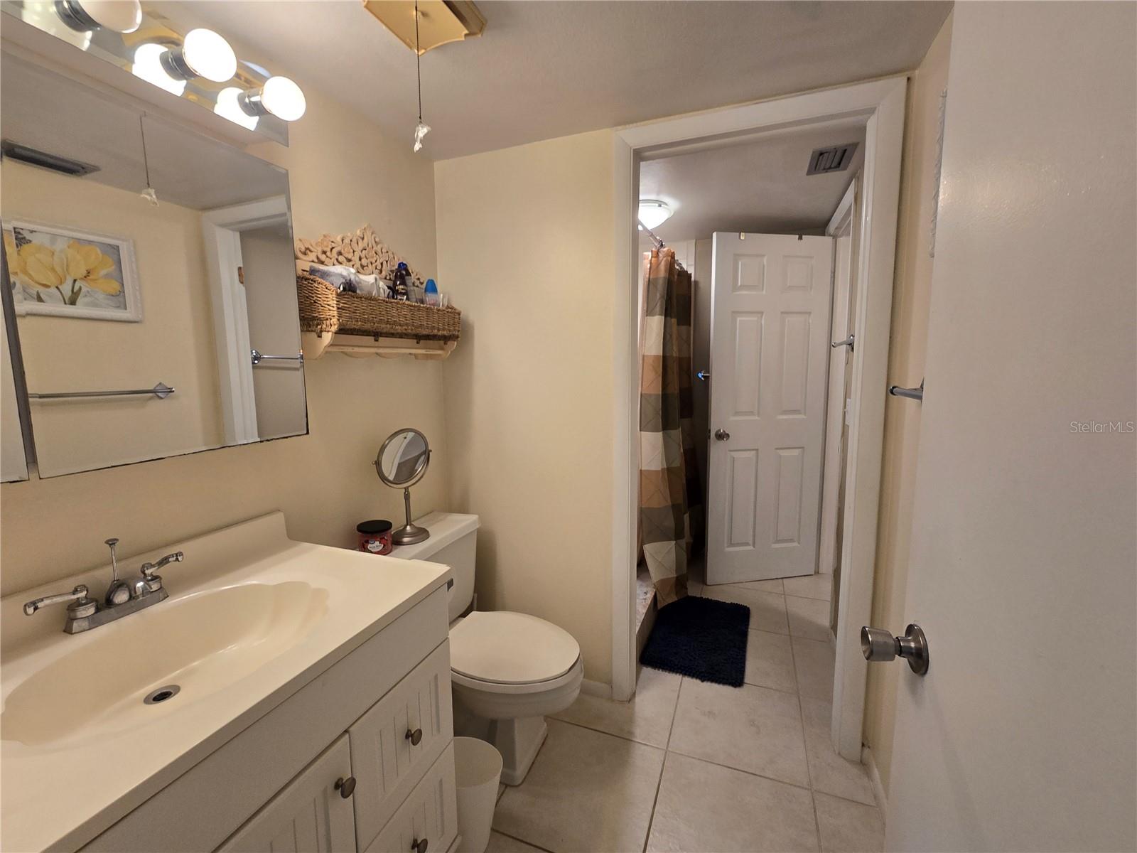 LIVE OAK VILLAGE CONDO - Residential