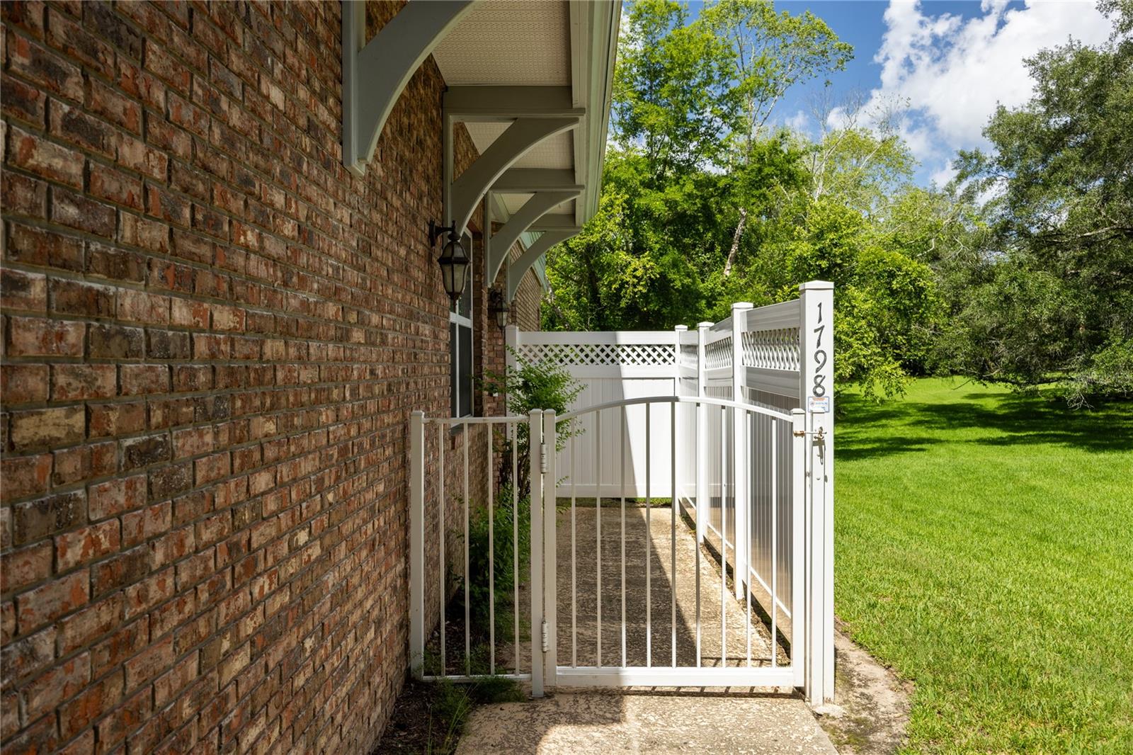 GREENBRIAR TERRACE - Residential