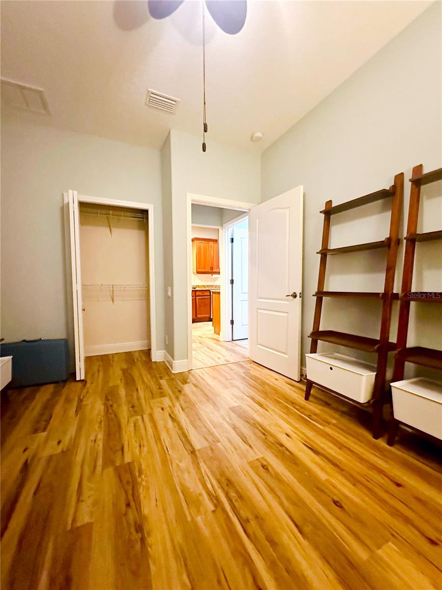 TARPON RIDGE TWNHMS - Residential