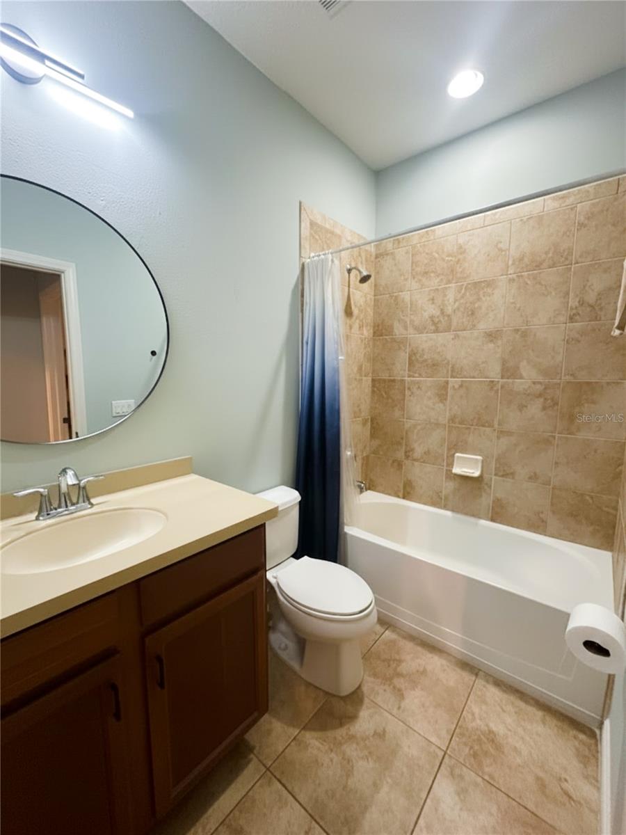 TARPON RIDGE TWNHMS - Residential