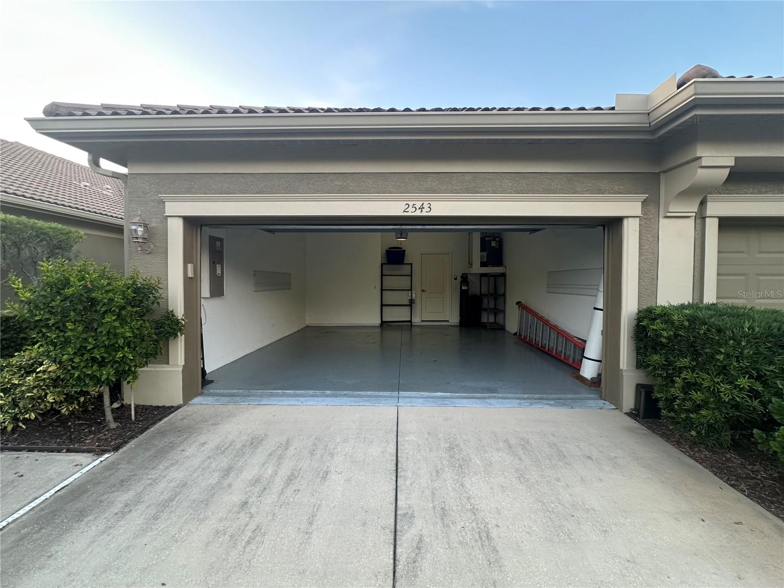 TARPON RIDGE TWNHMS - Residential