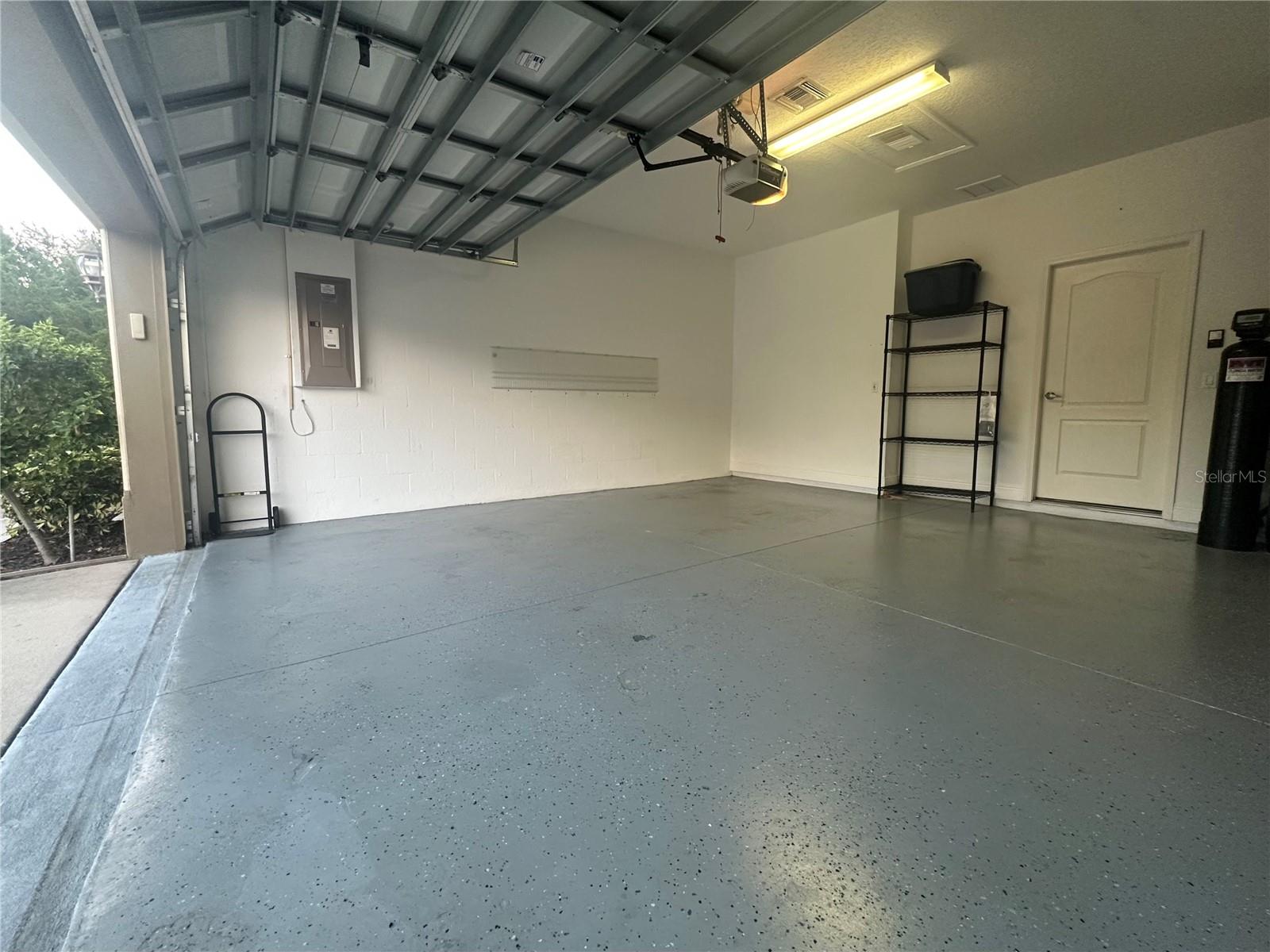 TARPON RIDGE TWNHMS - Residential