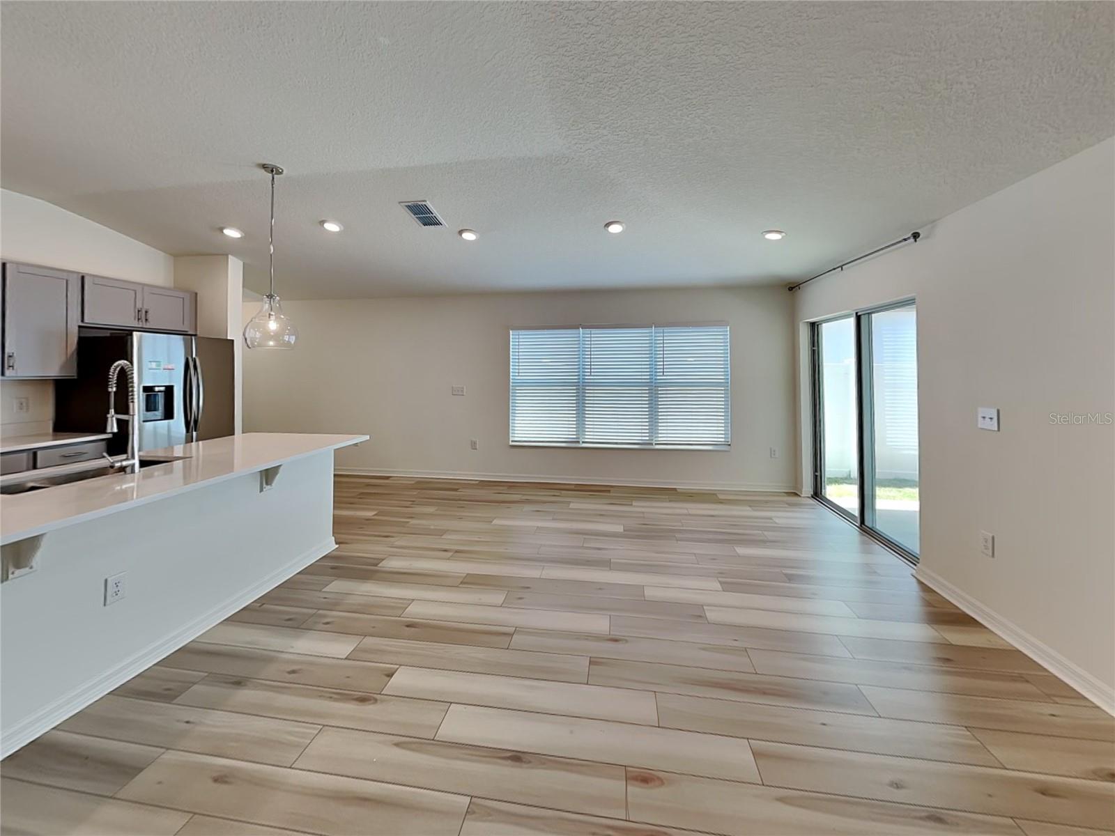 MIRABELLA PH 1 - Residential Lease