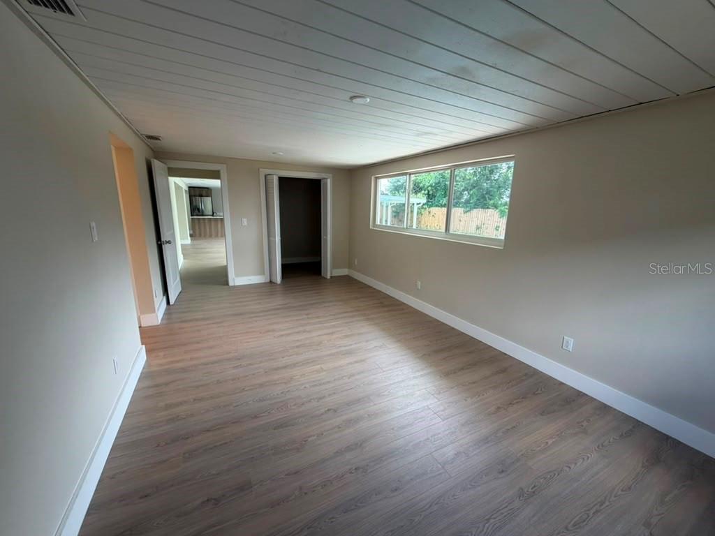 FLORIDA SHORES 01 - Residential Lease