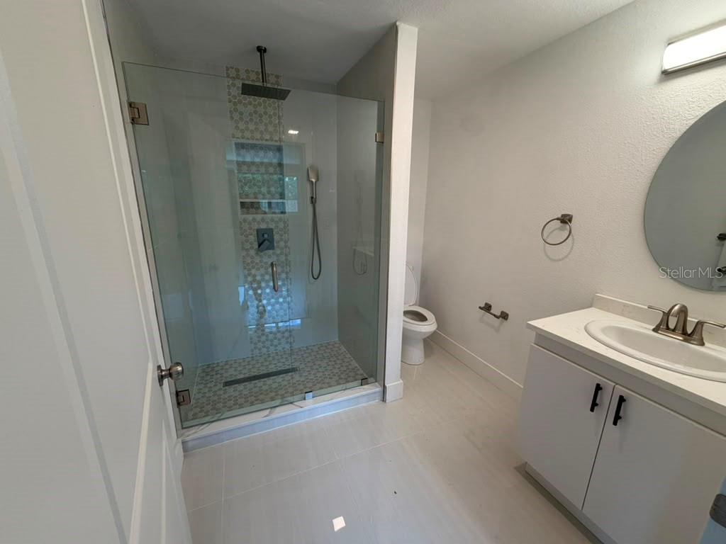 FLORIDA SHORES 01 - Residential Lease