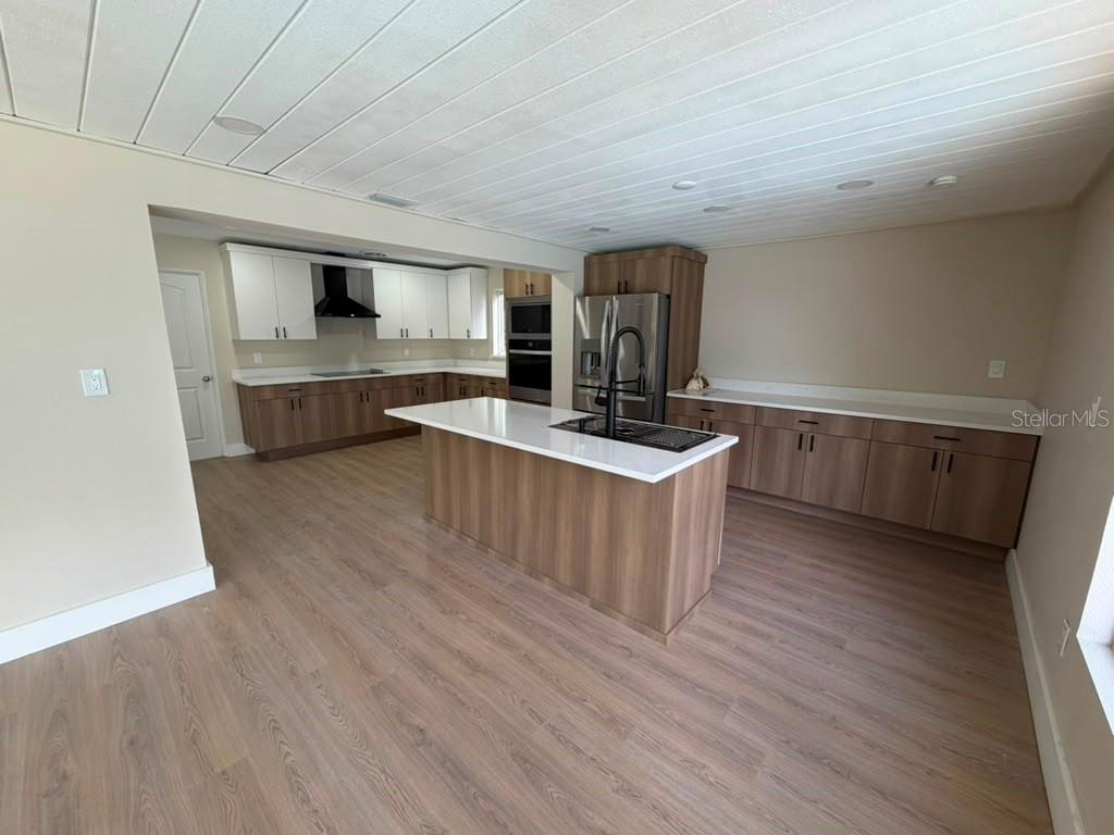 FLORIDA SHORES 01 - Residential Lease