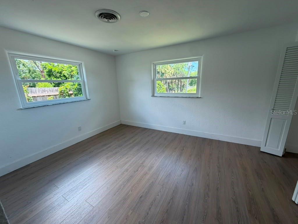 FLORIDA SHORES 01 - Residential Lease