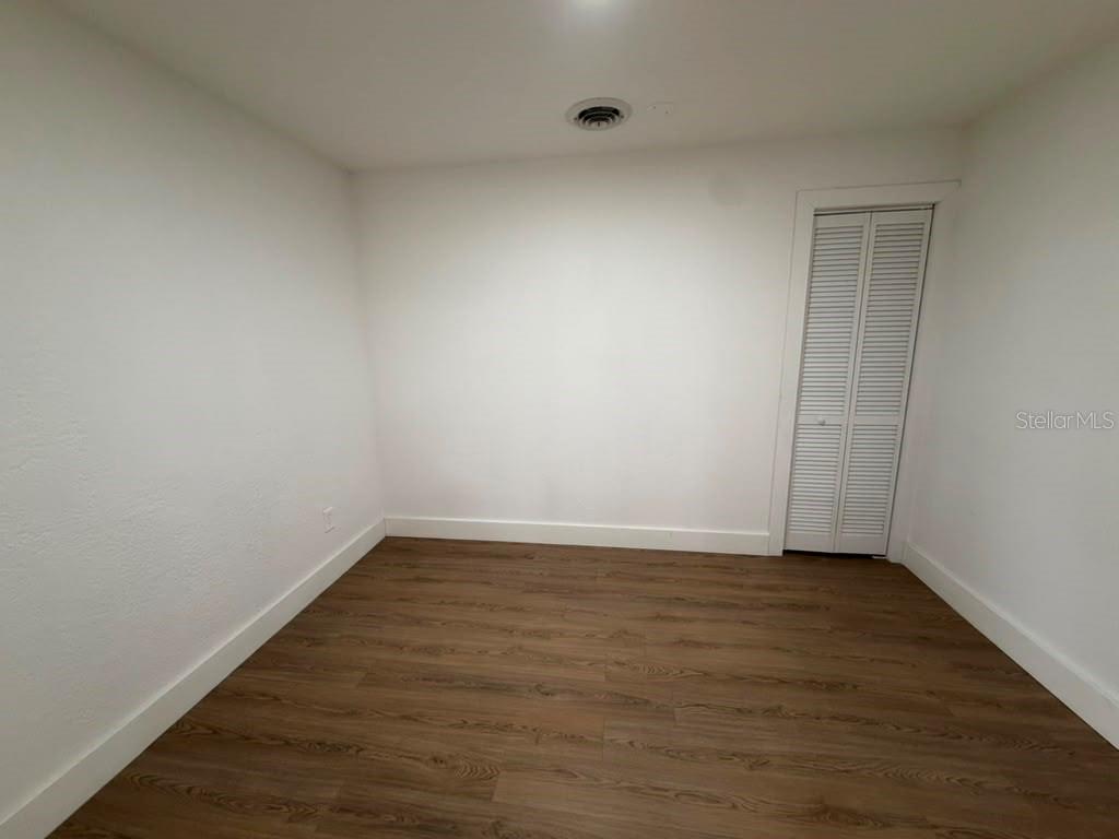 FLORIDA SHORES 01 - Residential Lease
