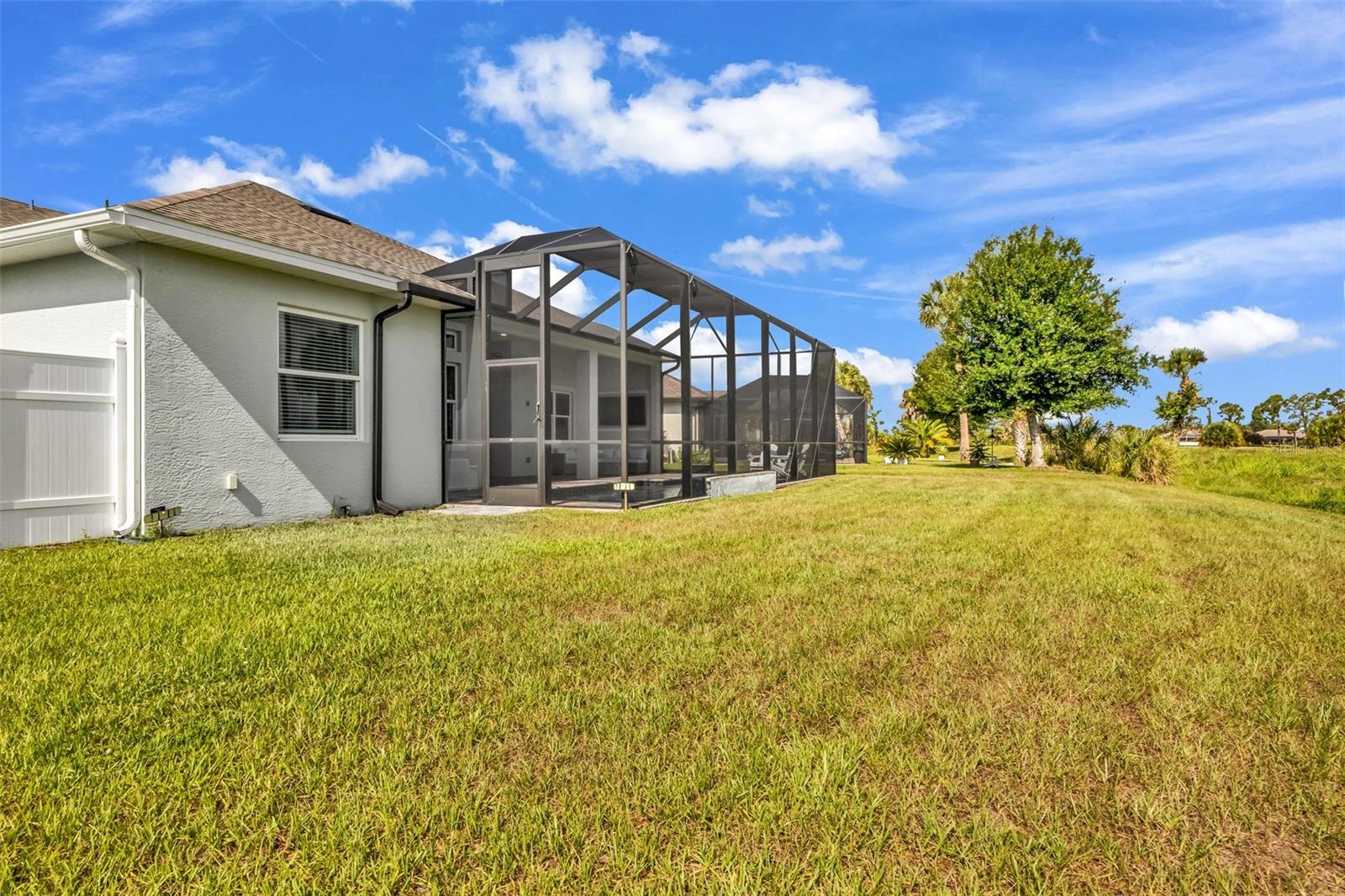 ROTONDA WEST BROADMOOR - Residential