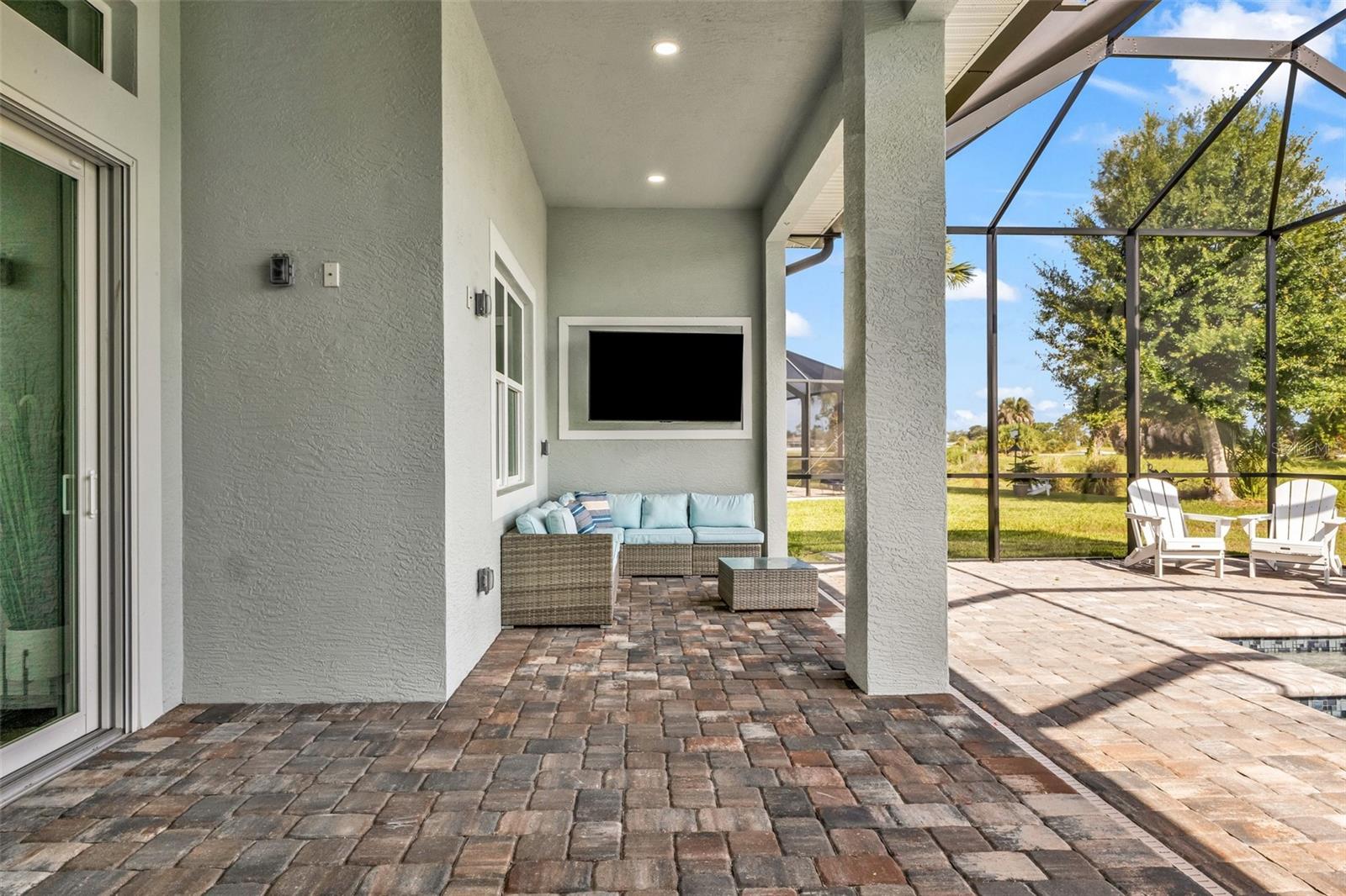 ROTONDA WEST BROADMOOR - Residential