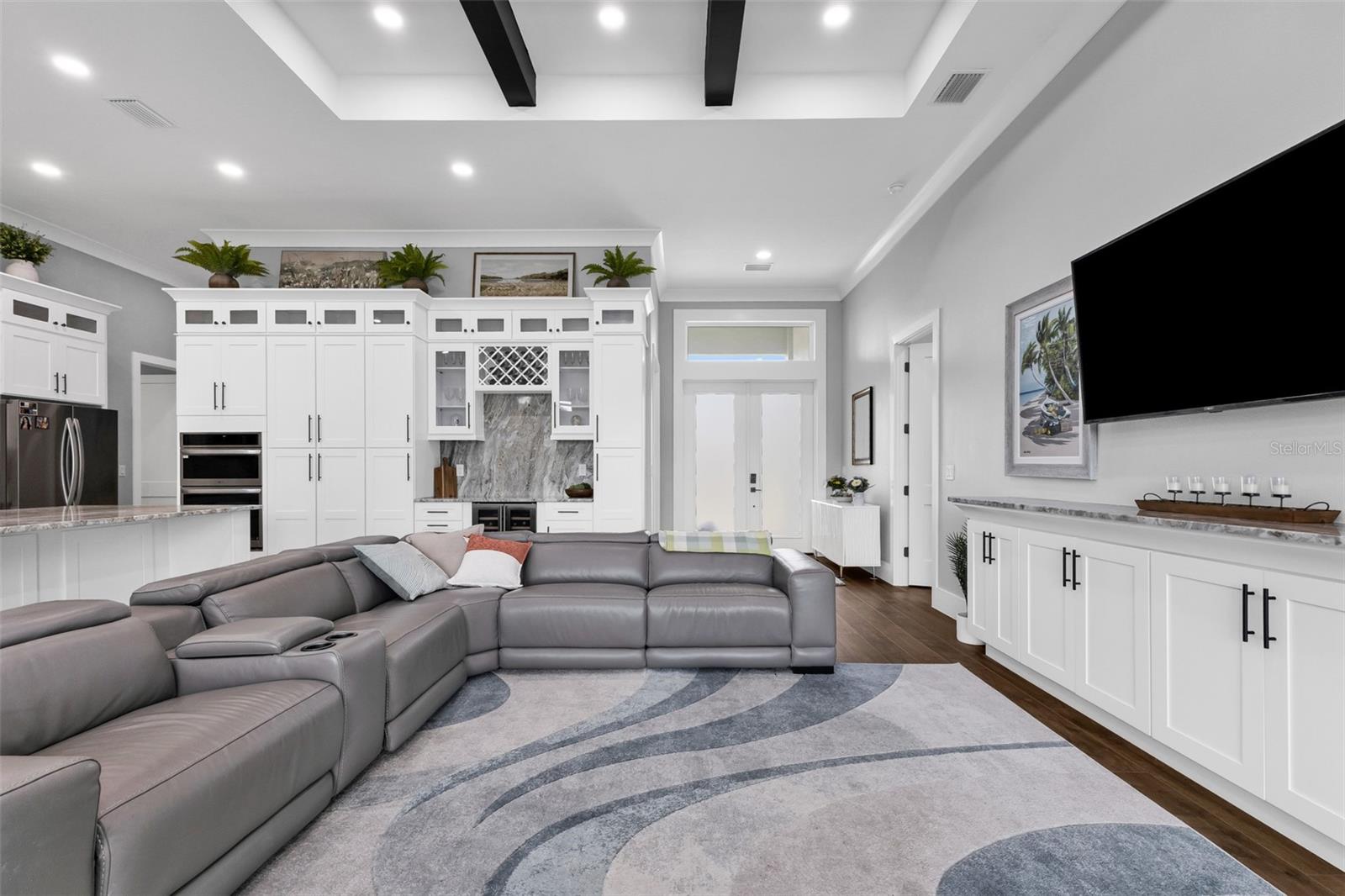 ROTONDA WEST BROADMOOR - Residential