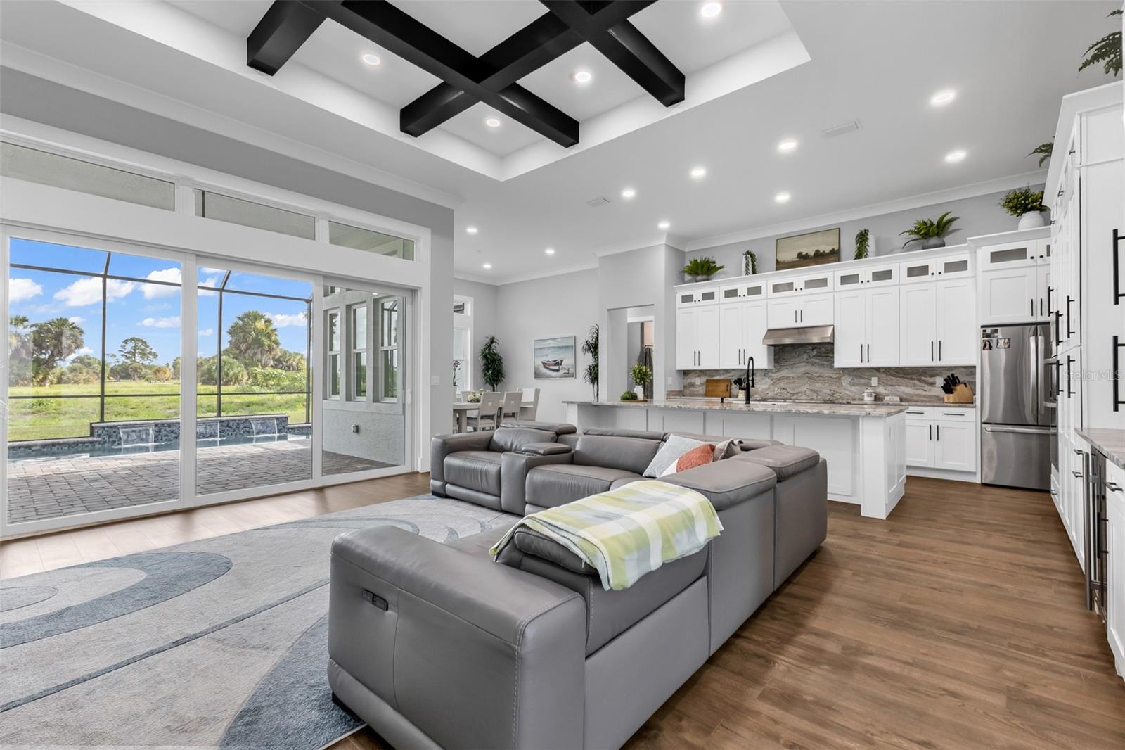 ROTONDA WEST BROADMOOR - Residential
