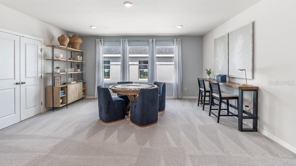 OAKFIELD TRAILS - Residential