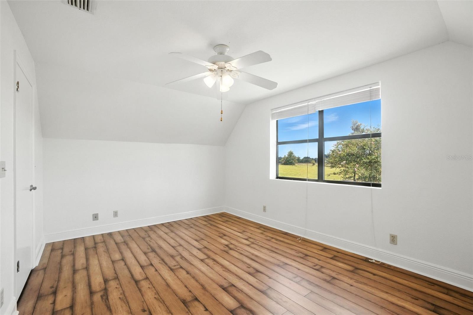 NON SUBDIVISION - Residential