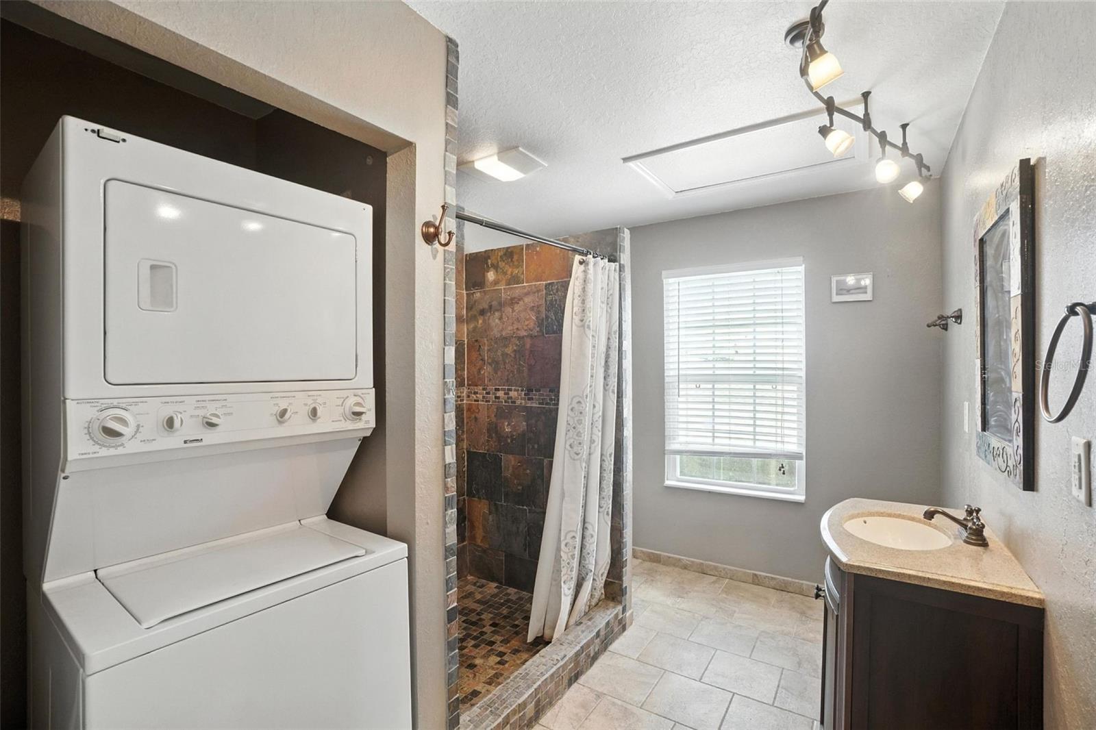 NON SUBDIVISION - Residential