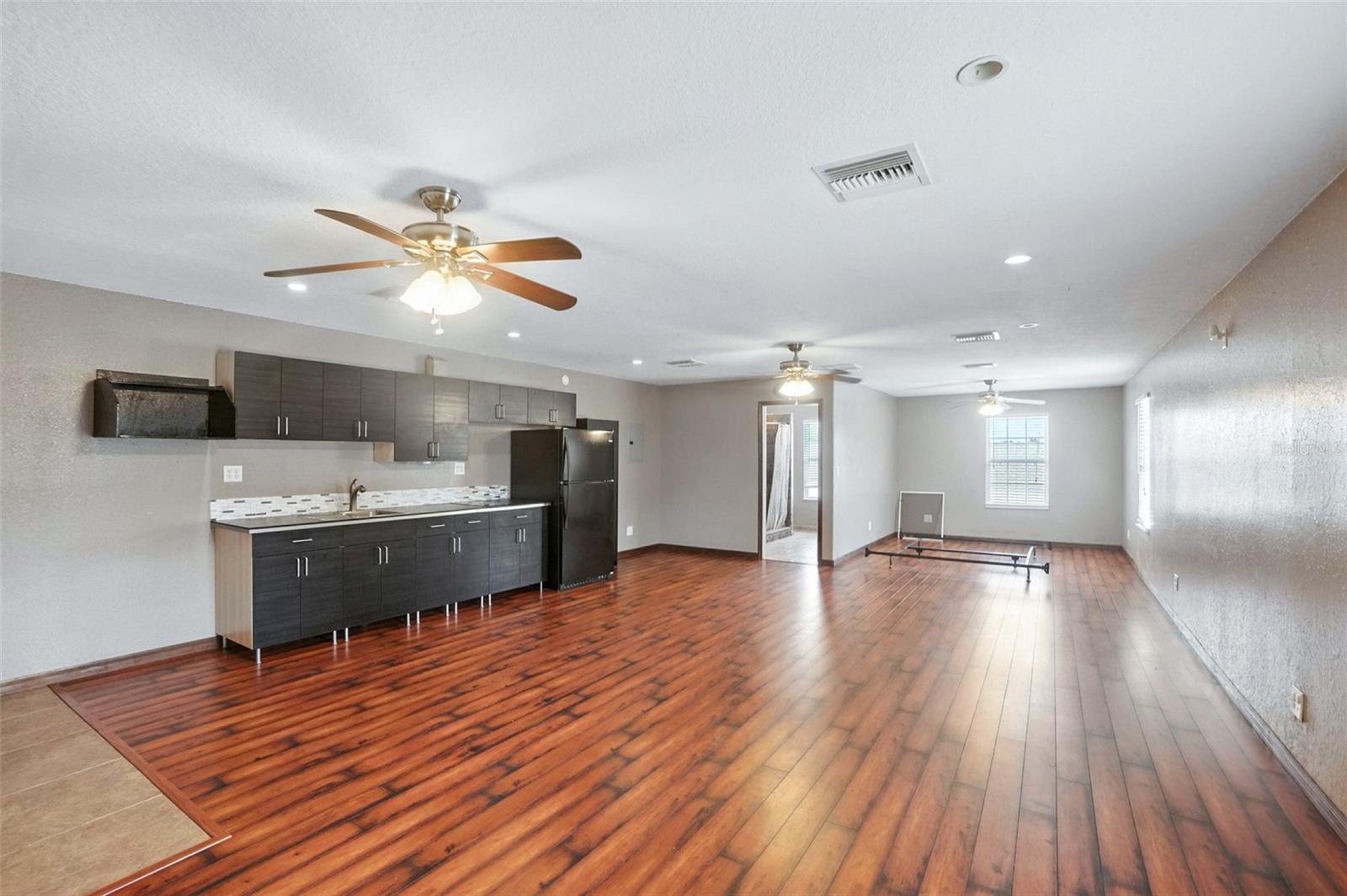 NON SUBDIVISION - Residential